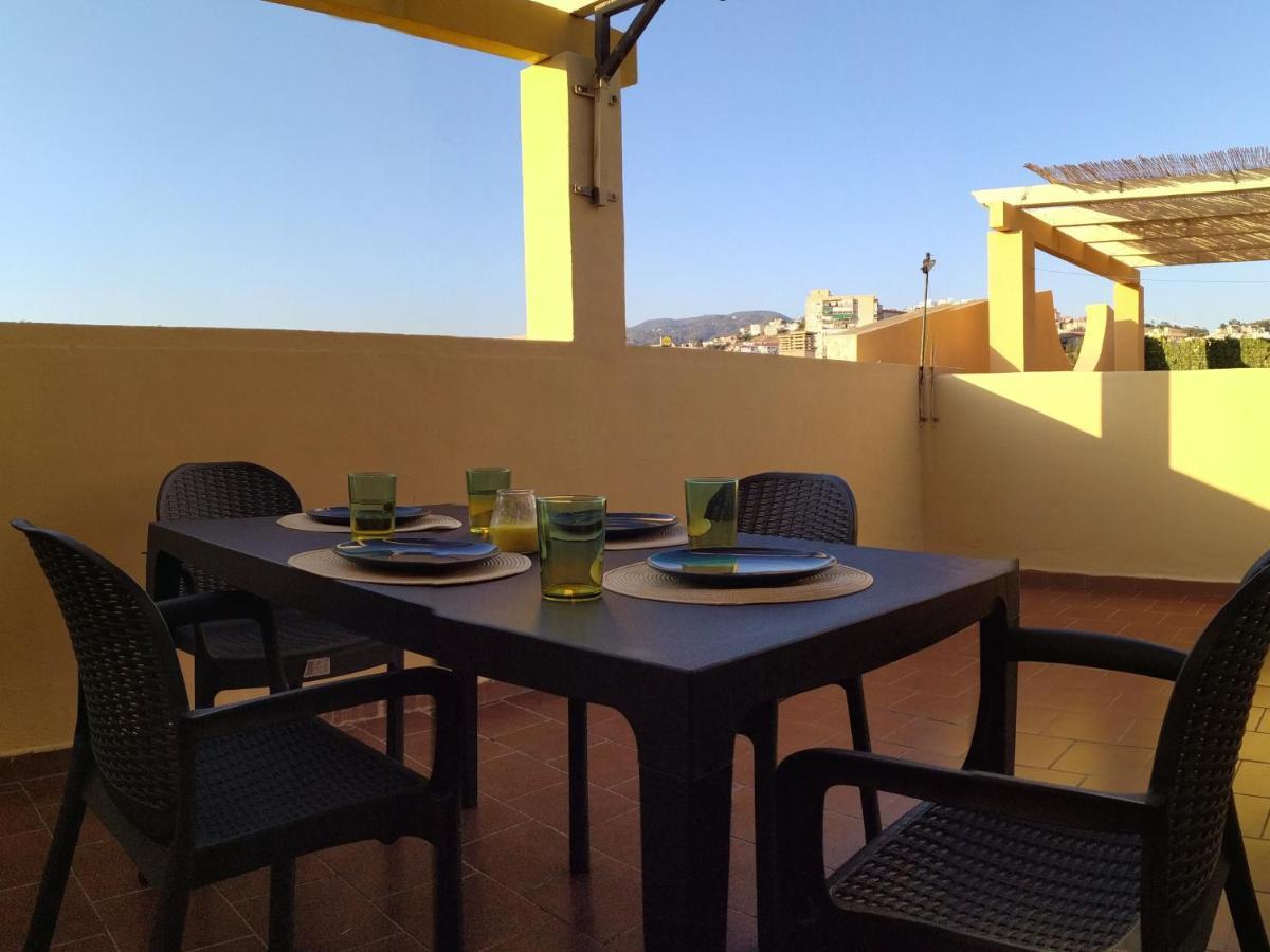 Malaga Yellow Duplex Free Parking And Terrace Εξωτερικό φωτογραφία