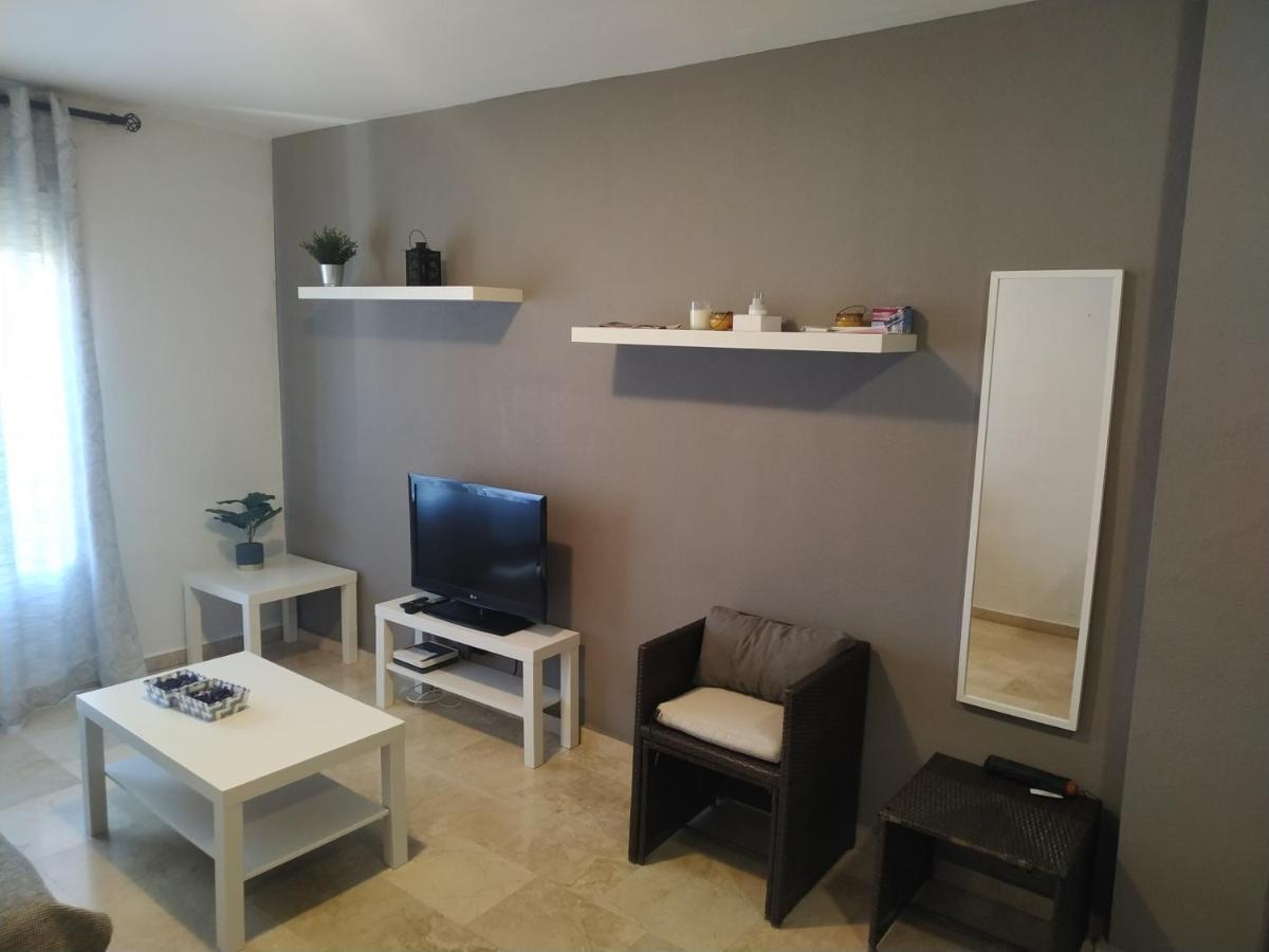 Malaga Yellow Duplex Free Parking And Terrace Εξωτερικό φωτογραφία